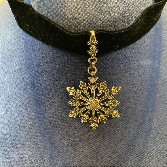 Vintage Medallion Cord choker necklace A925 silver - Picture 2 of 4